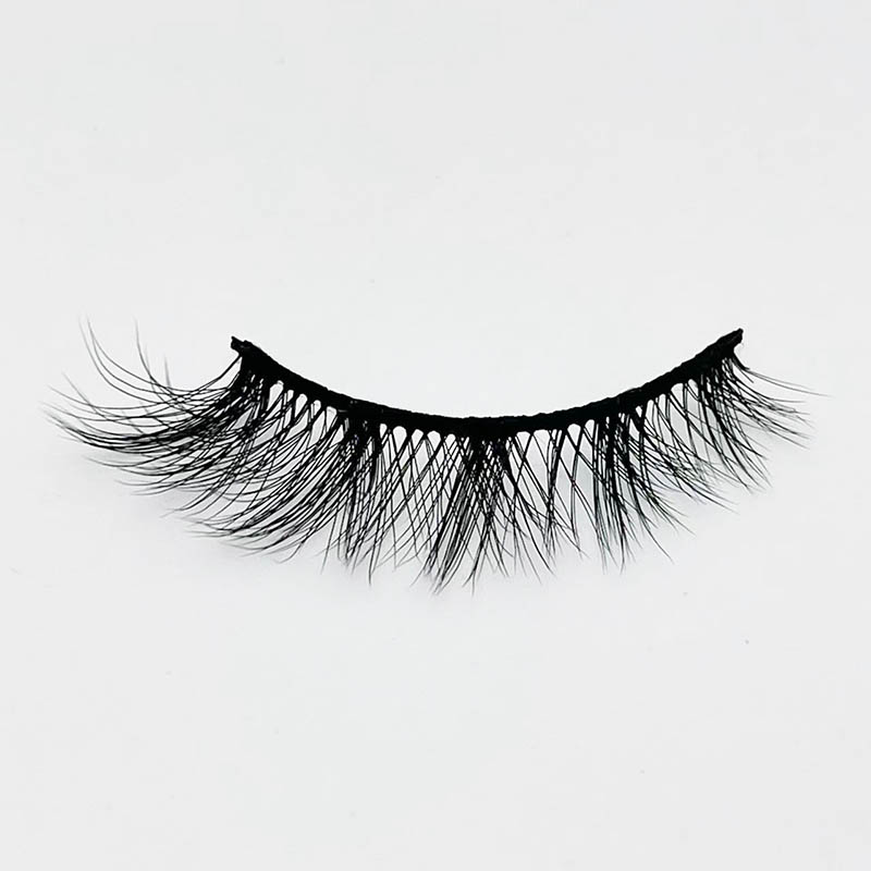 7 чифта Wispy Cat Eye Strip Lashes Pack